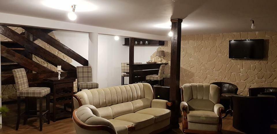 Galikowo Hotel Plaska Luaran gambar